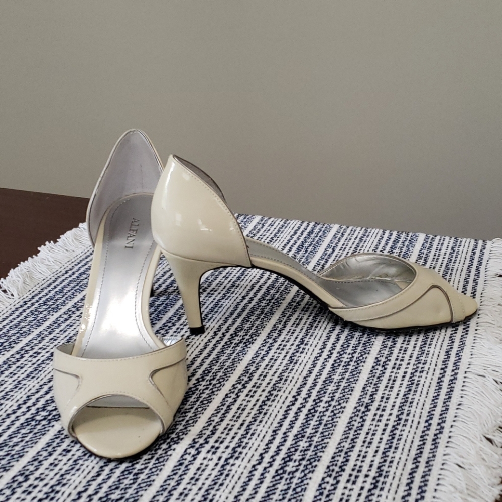 Alfani Heels Size 7 1/2 - Picture 1 of 1